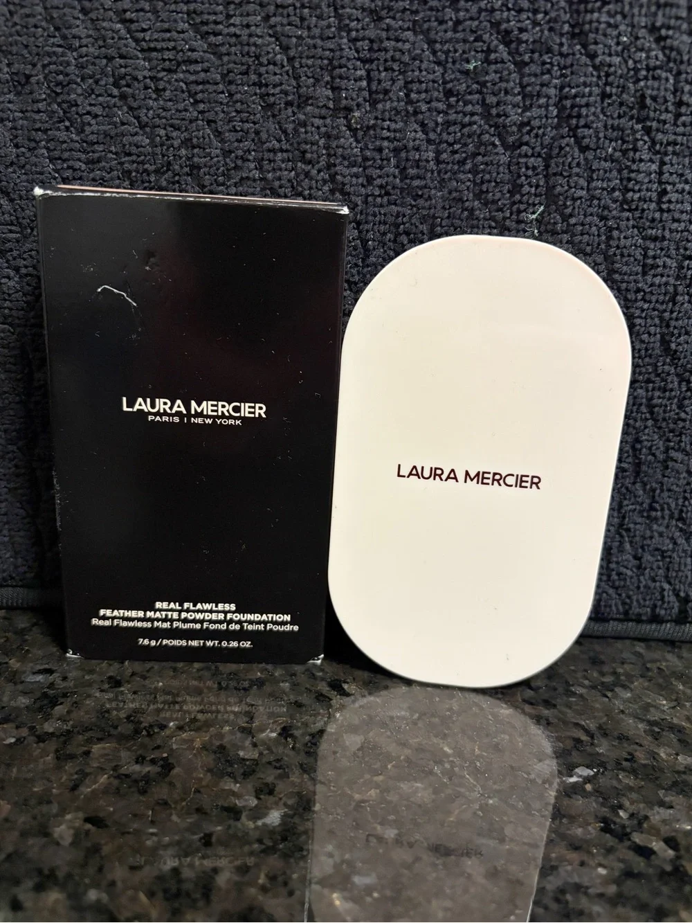 Laura Mercier Real Flawless Feathers Matte Powder Foundation - New in Box